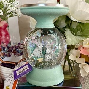 🆕🐰 CELEBRATE TOGETHER EASTER SHIMMER CANDLE HOLDER with BUNNY SCENE. NEW!